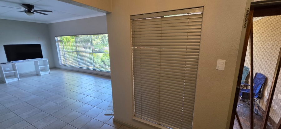 8 Bedroom Property for Sale in Meiringspark North West